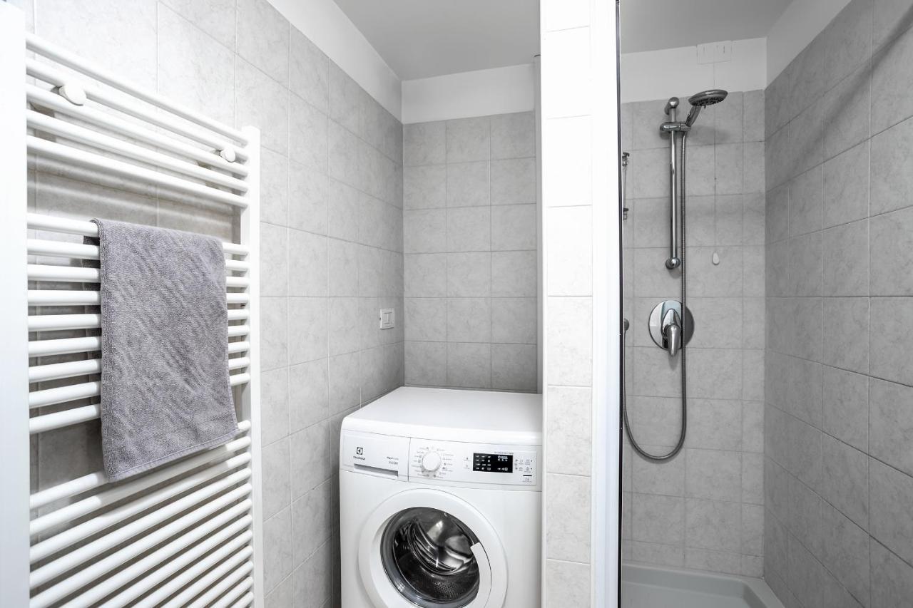 Navigli-Duomo Apartment With Netflix+Wifi Milan Exterior photo
